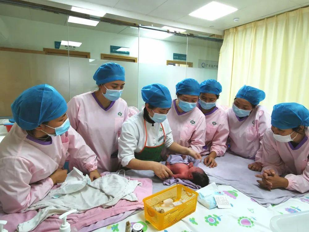 开封妇婴监护型护送
